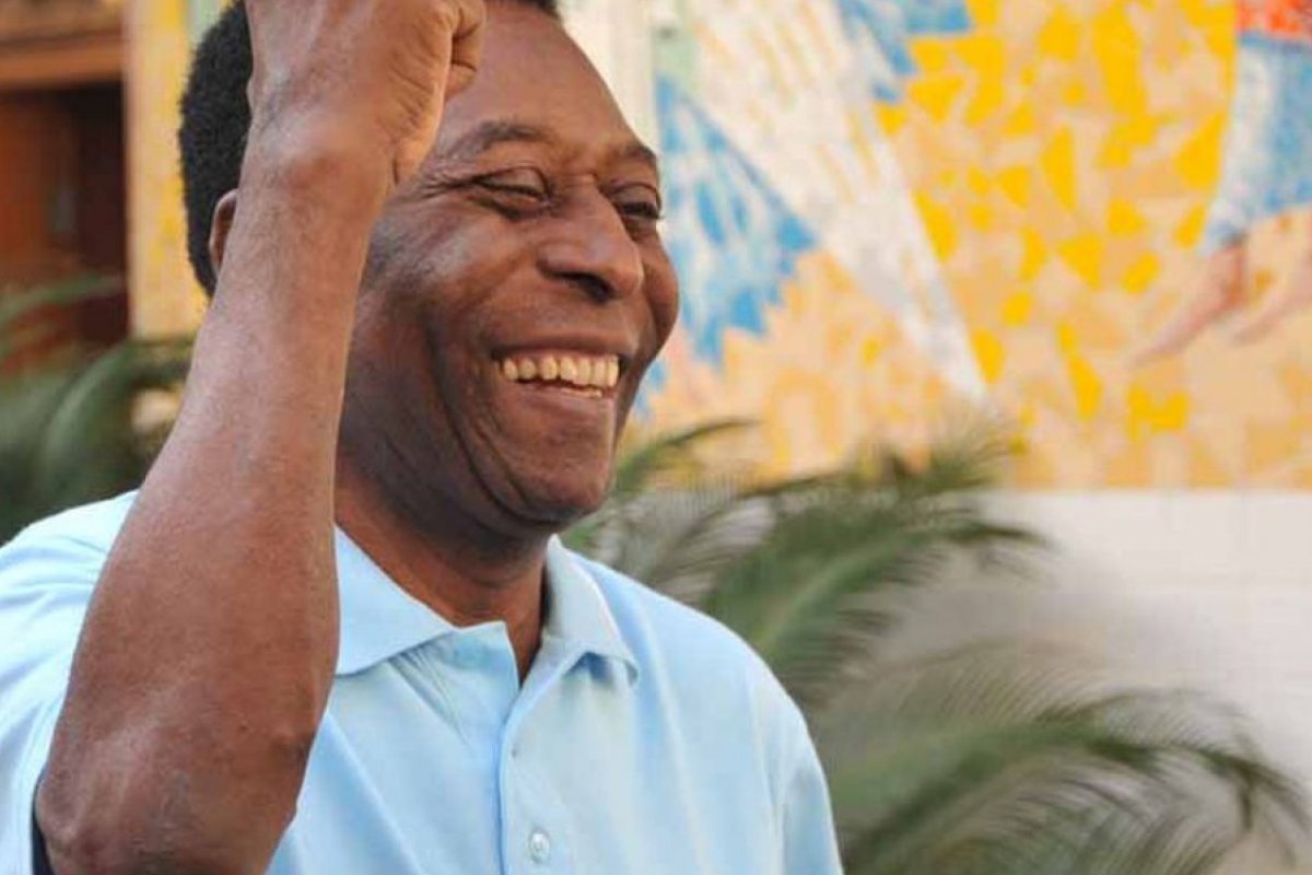 Pelé é eternizado como verbete no dicionário Michaelis