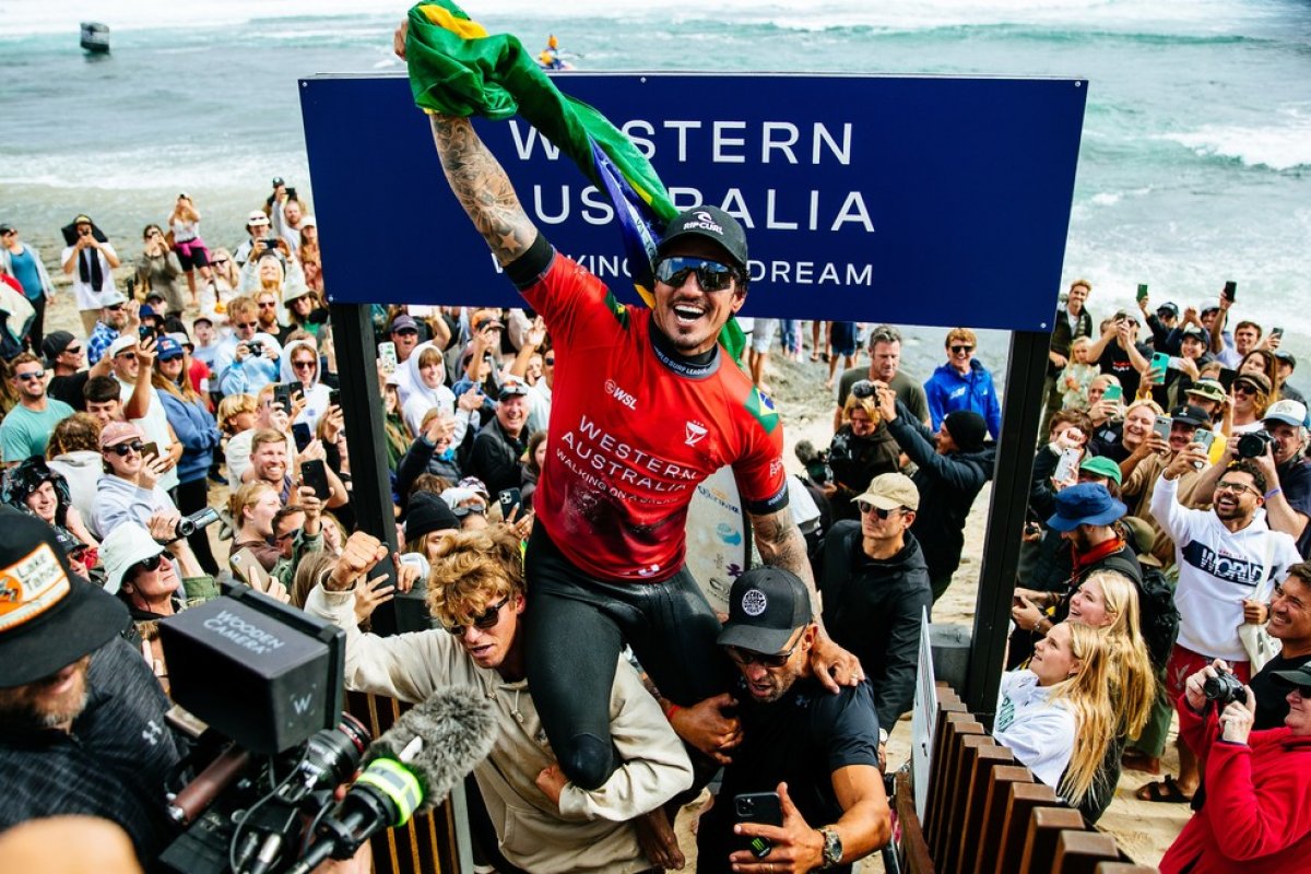Gabriel Medina conquista título da etapa de Margaret River após início difícil no Circuito Mundial de Surfe 