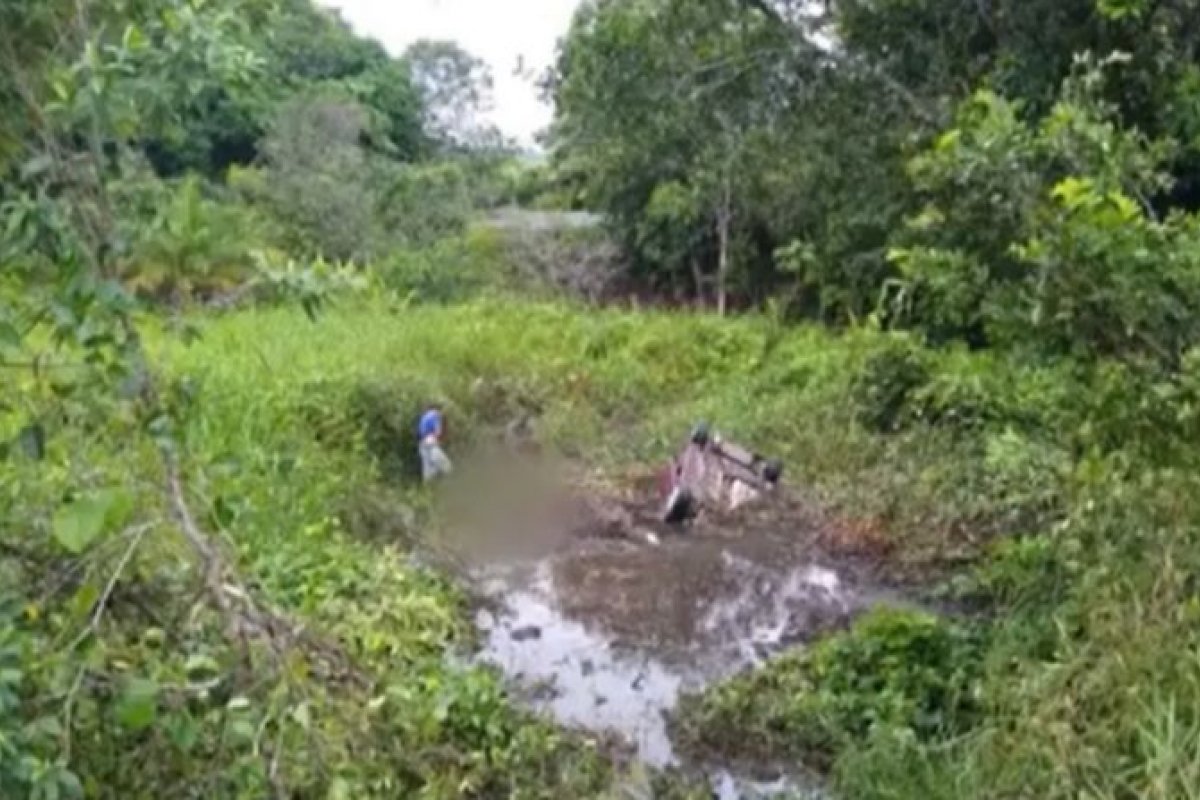 Mulher morre em acidente de carro no sul da Bahia