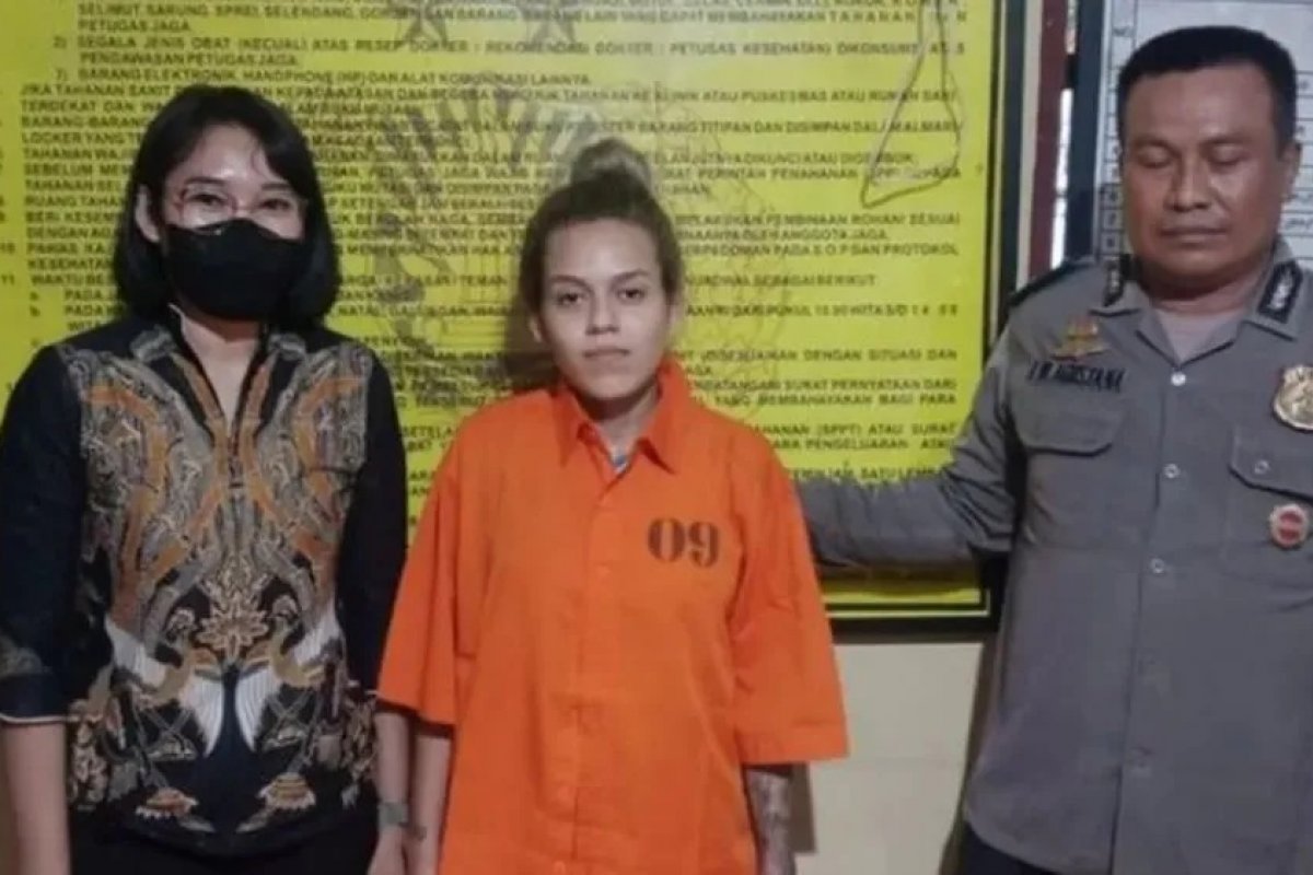 Interrogatório de brasileira presa por tráfico na Indonésia é adiado  
