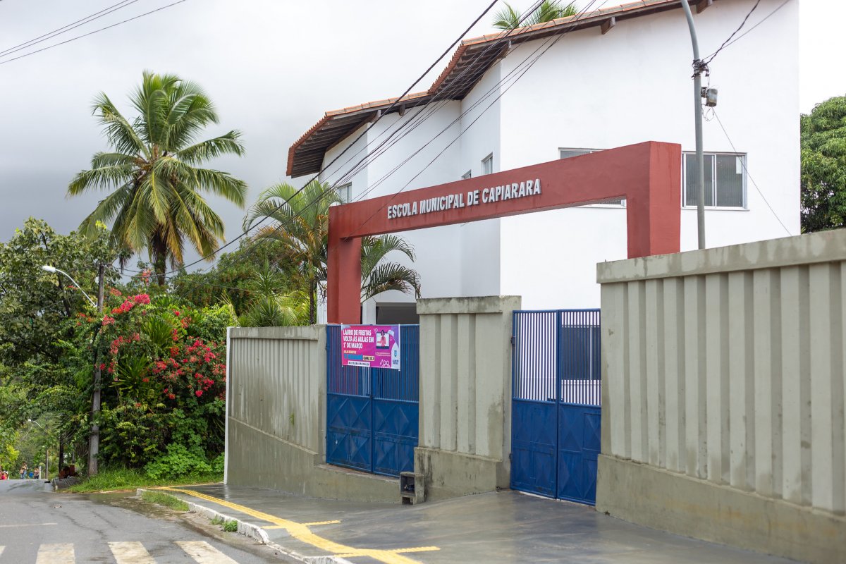 Professores da rede municipal de educação de Lauro de Freitas fazem paralisação de 72 horas 