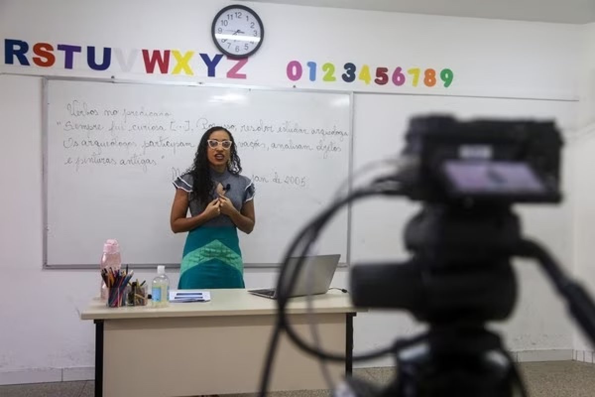 Prefeitura de Salvador anuncia medidas para melhorar a educação municipal após pandemia