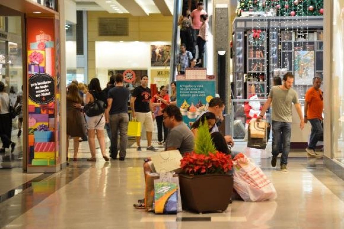 CDL realiza campanha de varejo voltada para vendas no comércio de rua