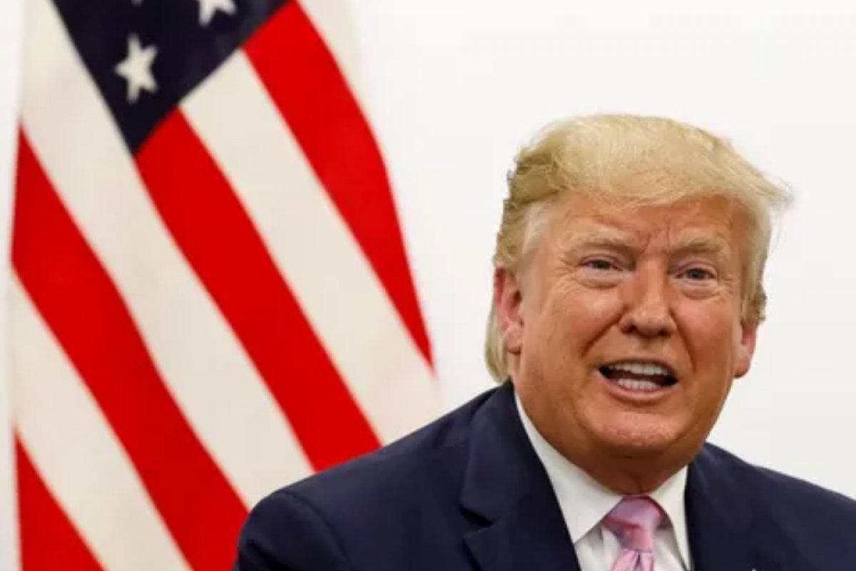Trump chama sua condenação de abuso sexual de ‘vergonha’