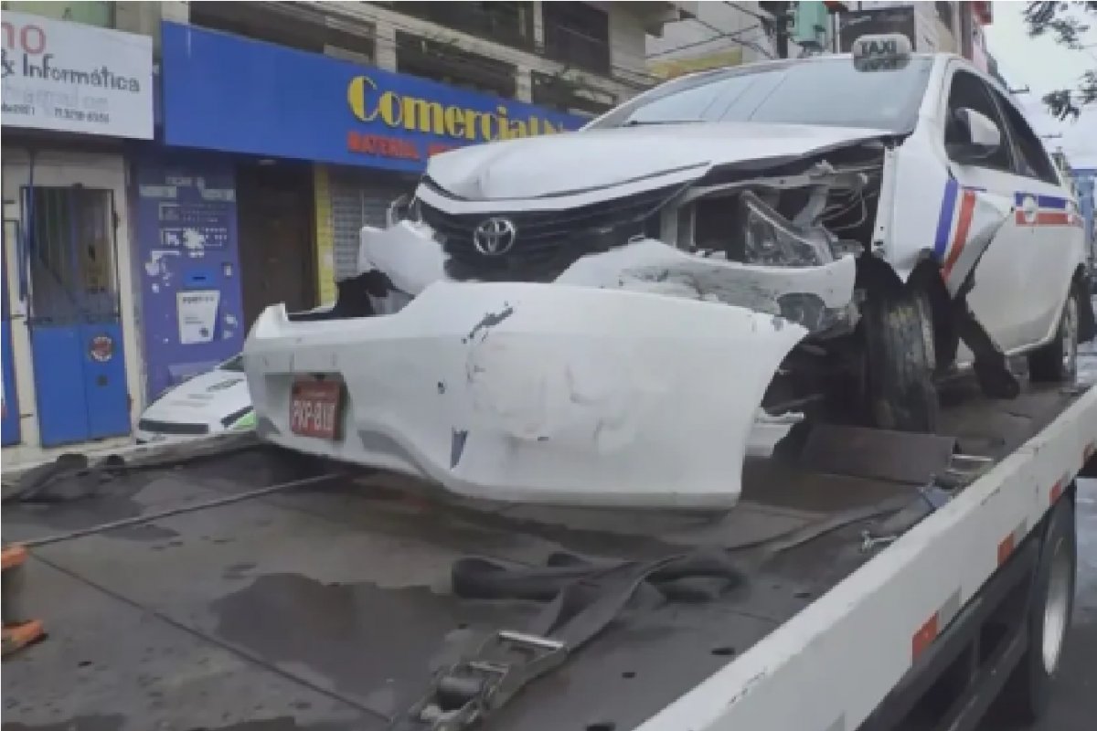 Perseguição policial após assalto termina em acidente de trânsito em Salvador