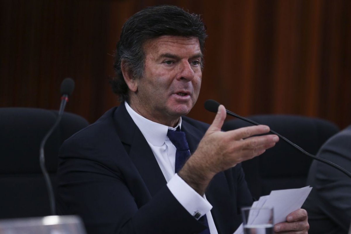 Fux defende aprovação de projeto sobre prisão em segunda instância