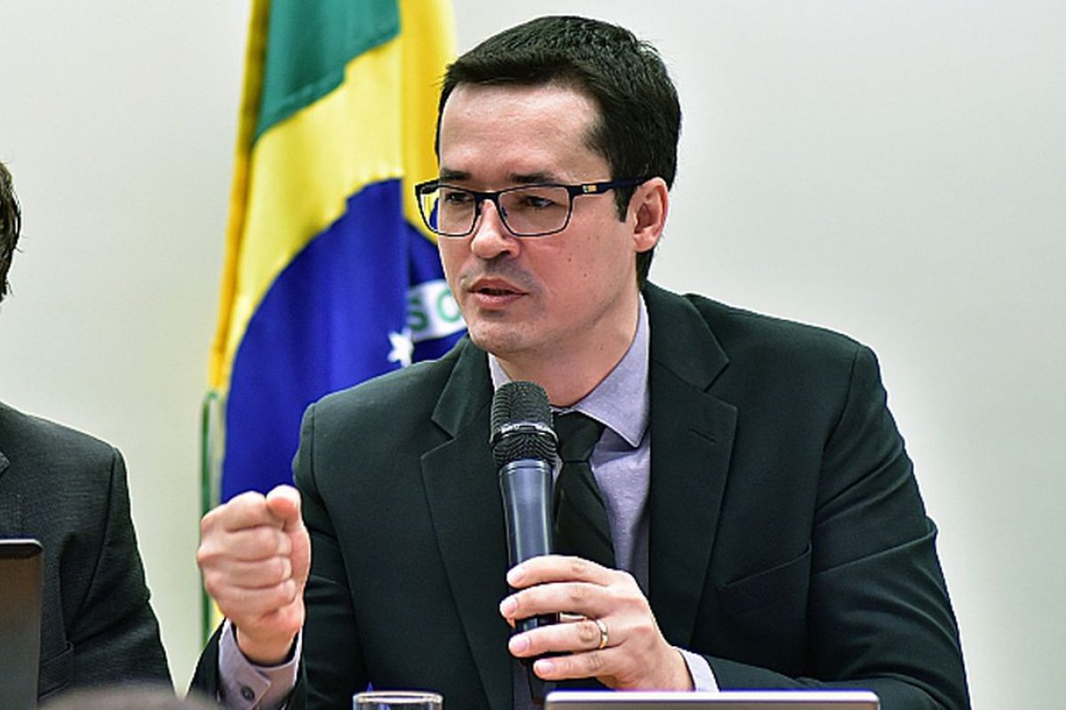 TSE determina cassação do mandato de Deltan Dallagnol