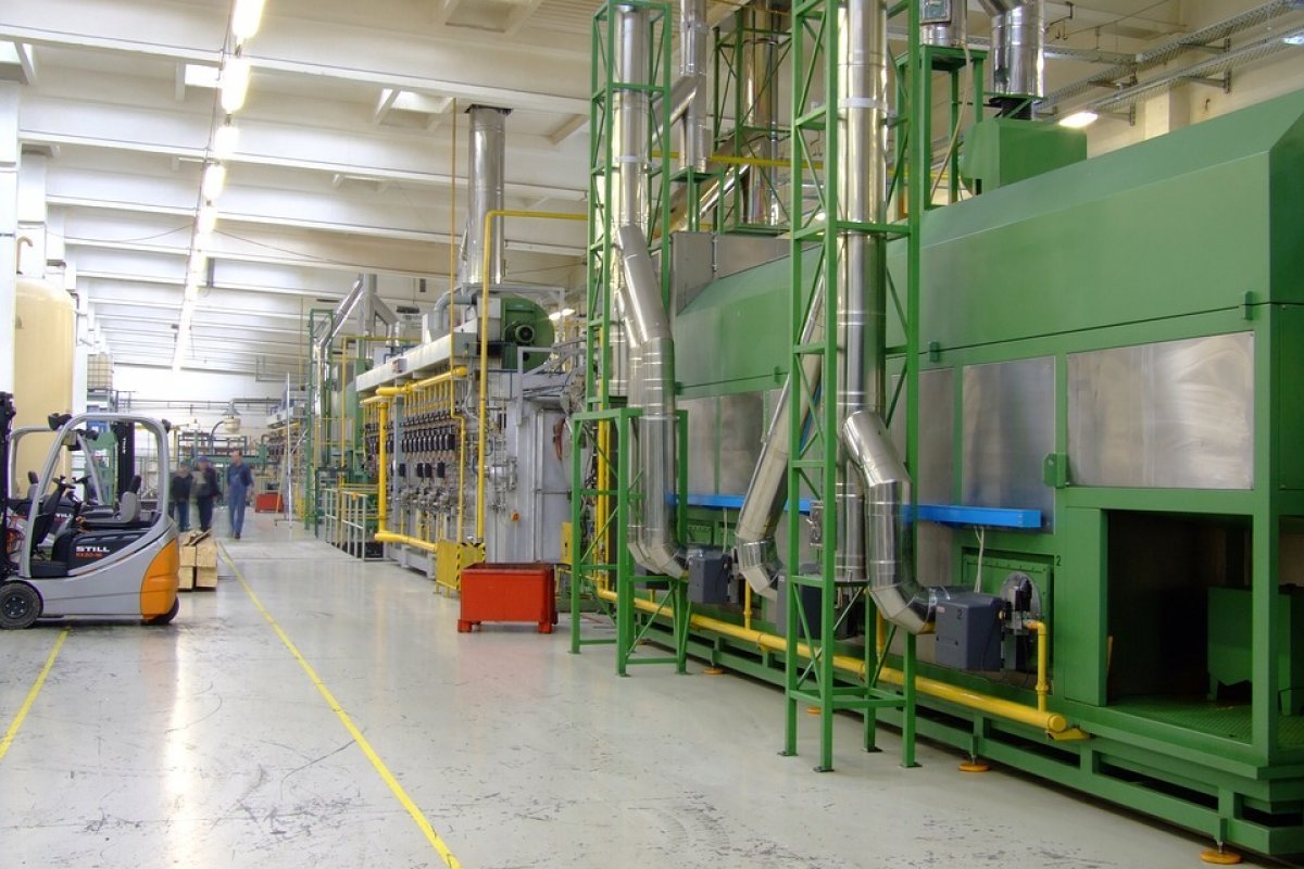Brasil registra queda na produção industrial no mês de abril