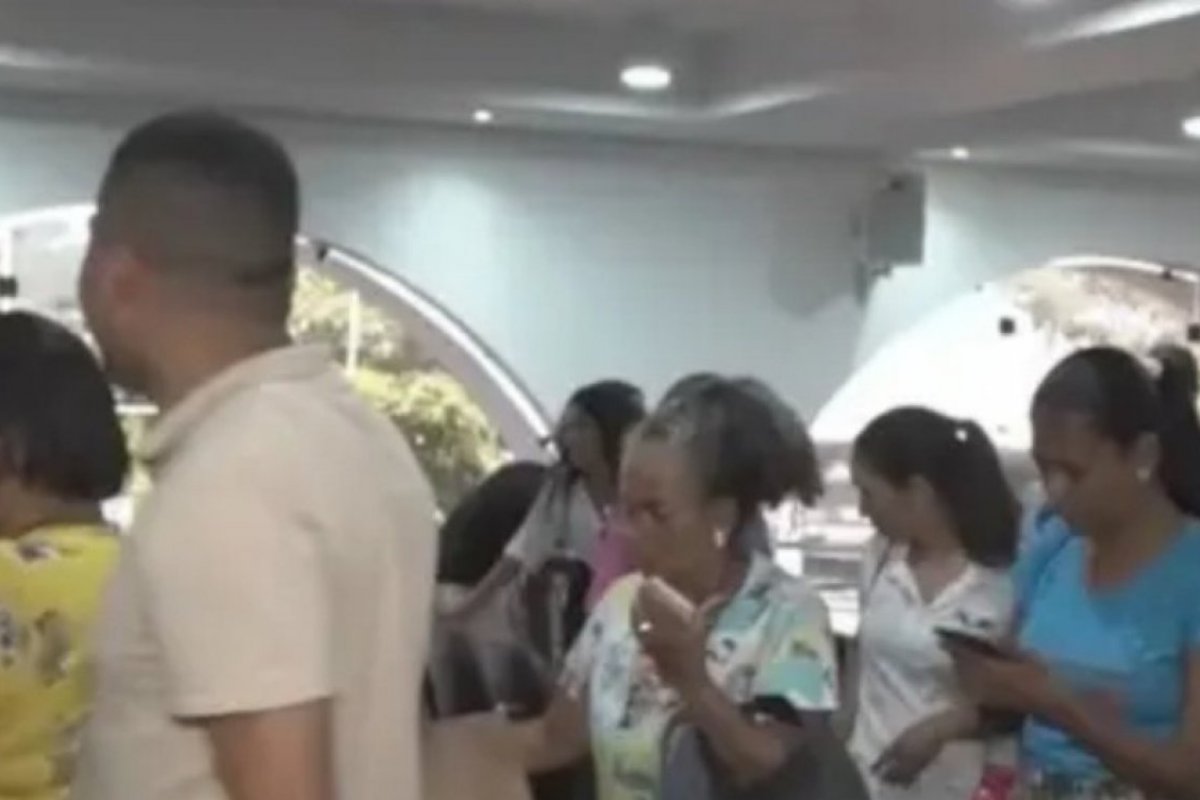 Estrutura do plenário da Câmara de Vereadores de Porto Seguro corre risco de desabar