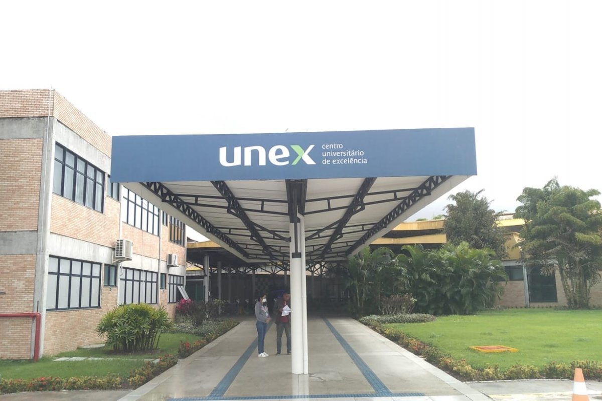 Unex realiza atendimentos jurídico e de saúde gratuitos em Feira de Santana