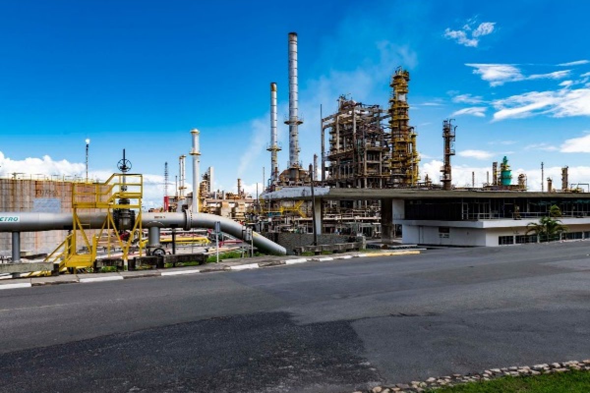Acelen pede ao Cade medidas protetivas contra a Petrobras  