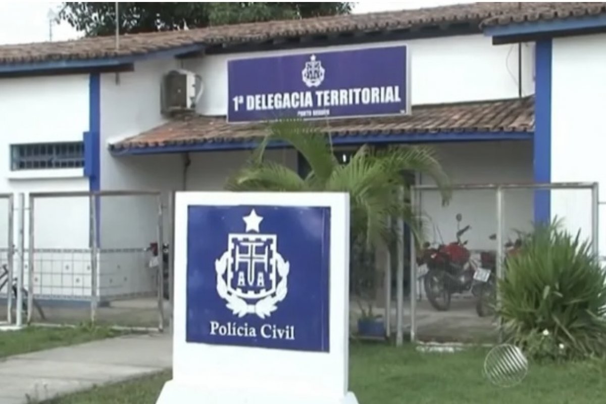 Criança de dois anos morre após se afogar em piscina de hotel em Porto Seguro