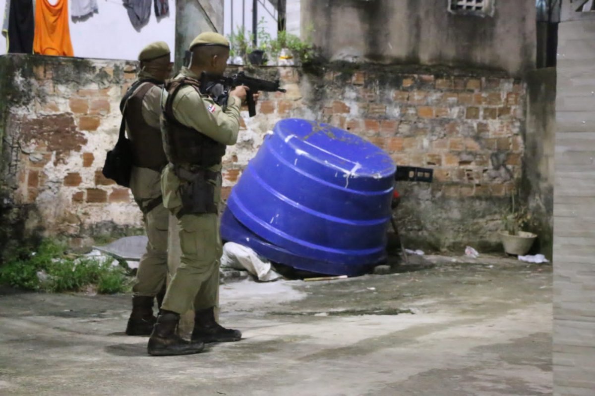 Suspeito de segurar a arma do soldado Gleidson durante latrocínio é localizado
