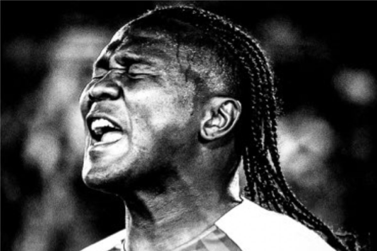 Atacante Hugo Rodallega denuncia caso de racismo após partida na Argentina