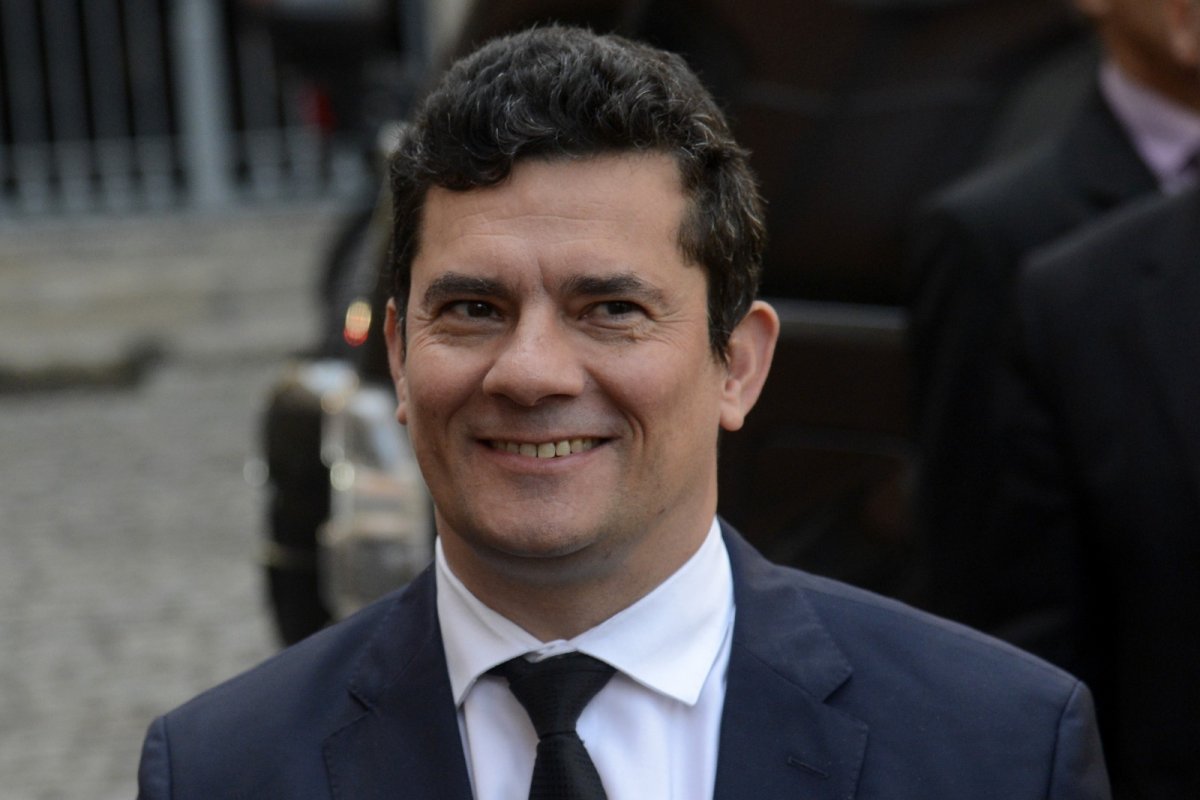 Moro diz que maior erro de Lula é se preocupar com vingança e revanchismo 