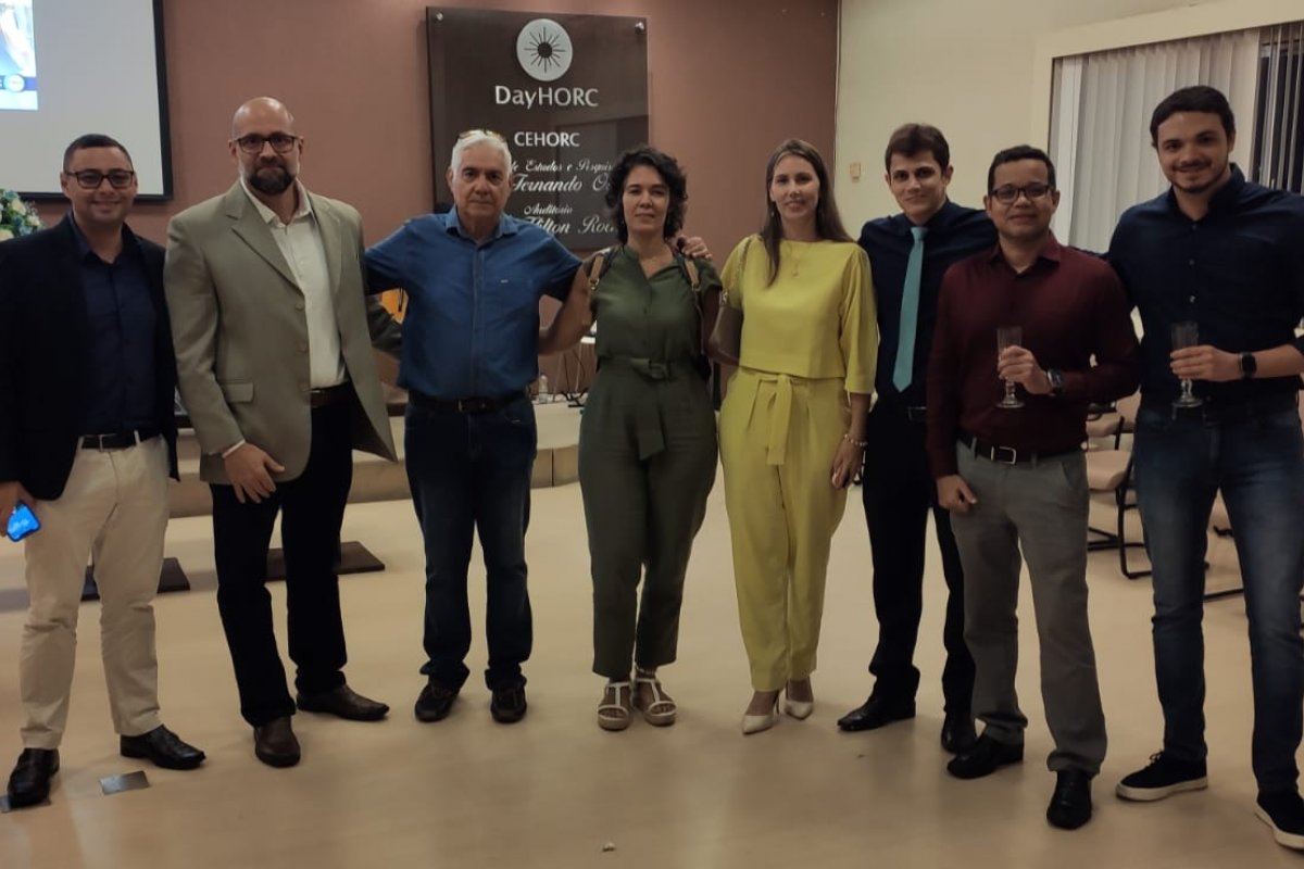 Itabuna ganha equipamento que realiza cirurgia oftalmológica para diminuir a dependência do uso de óculos de grau e lentes de contato! 