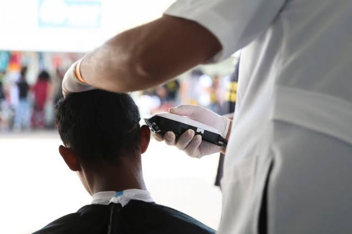 Confiança no setor de serviços cresce pelo terceiro mês consecutivo, mas desacelera, aponta FGV