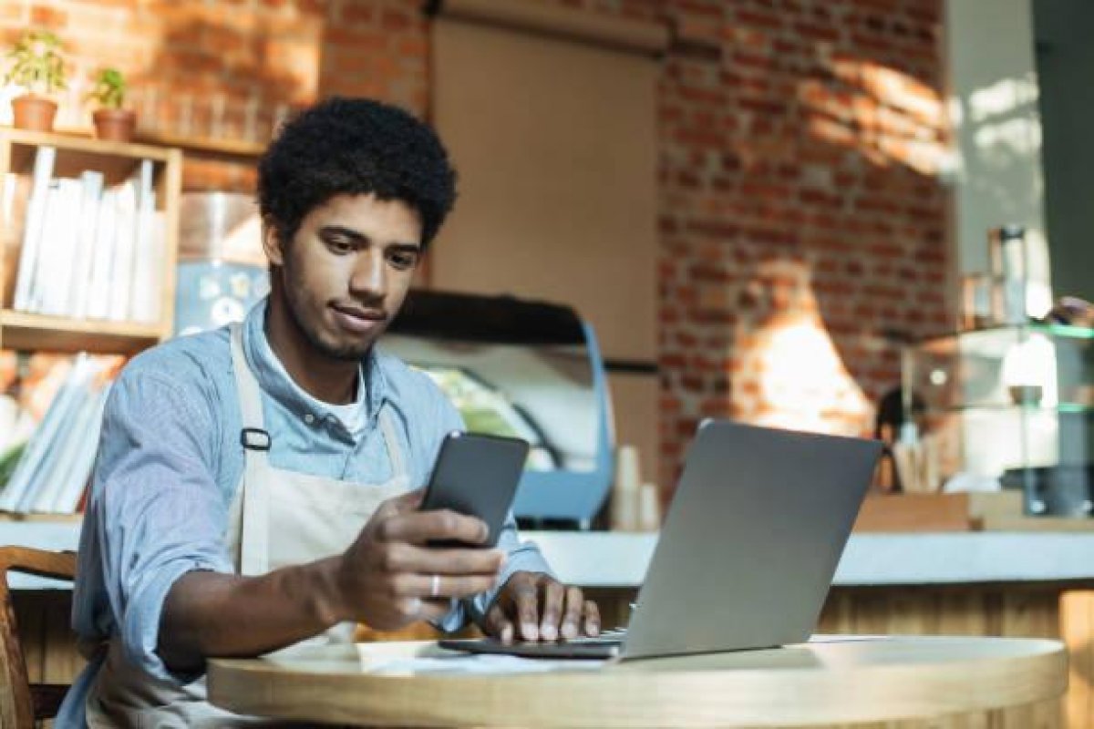 Bares e restaurantes estão cada vez mais digitais, diz Abrasel