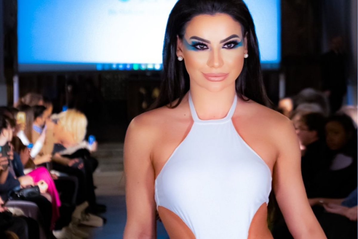 Camila Montovani é presença confirmada no jantar da marca internacional Philipp Plein em Goiânia! 