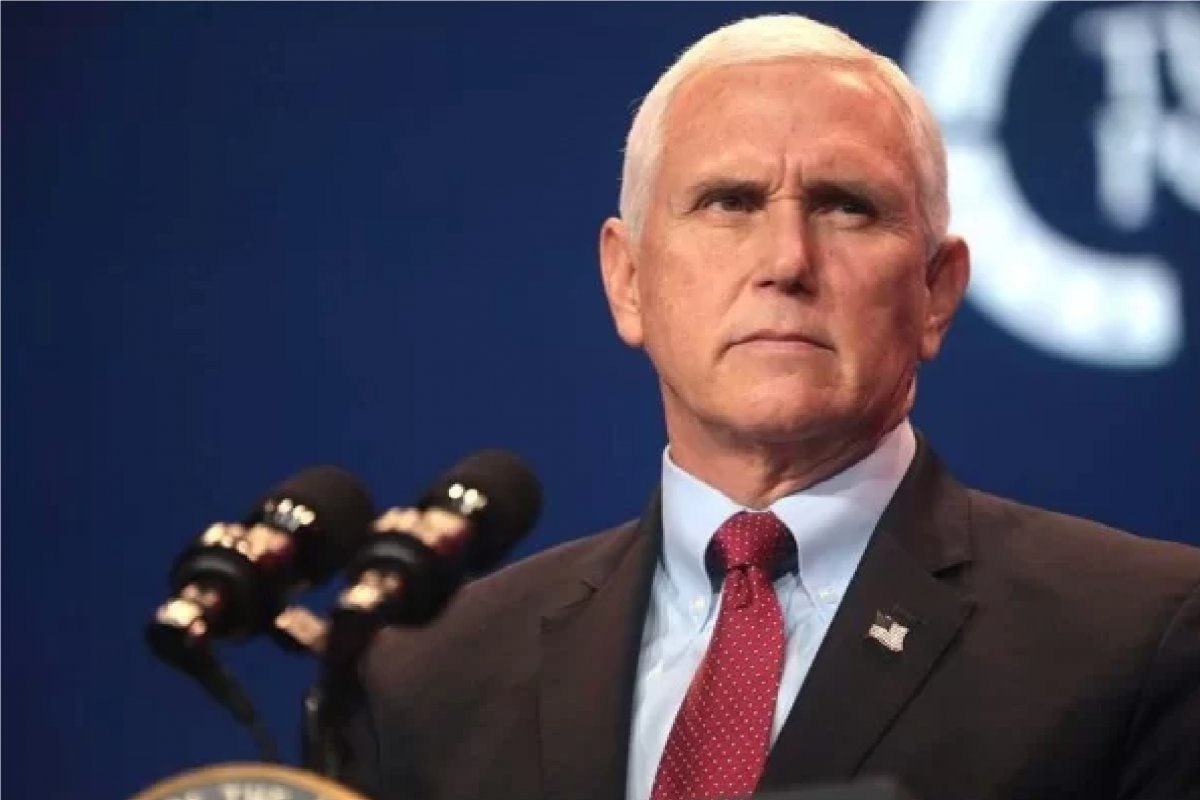 Mike Pence entra na disputa presidencial contra Donald Trump pelo Partido Republicano