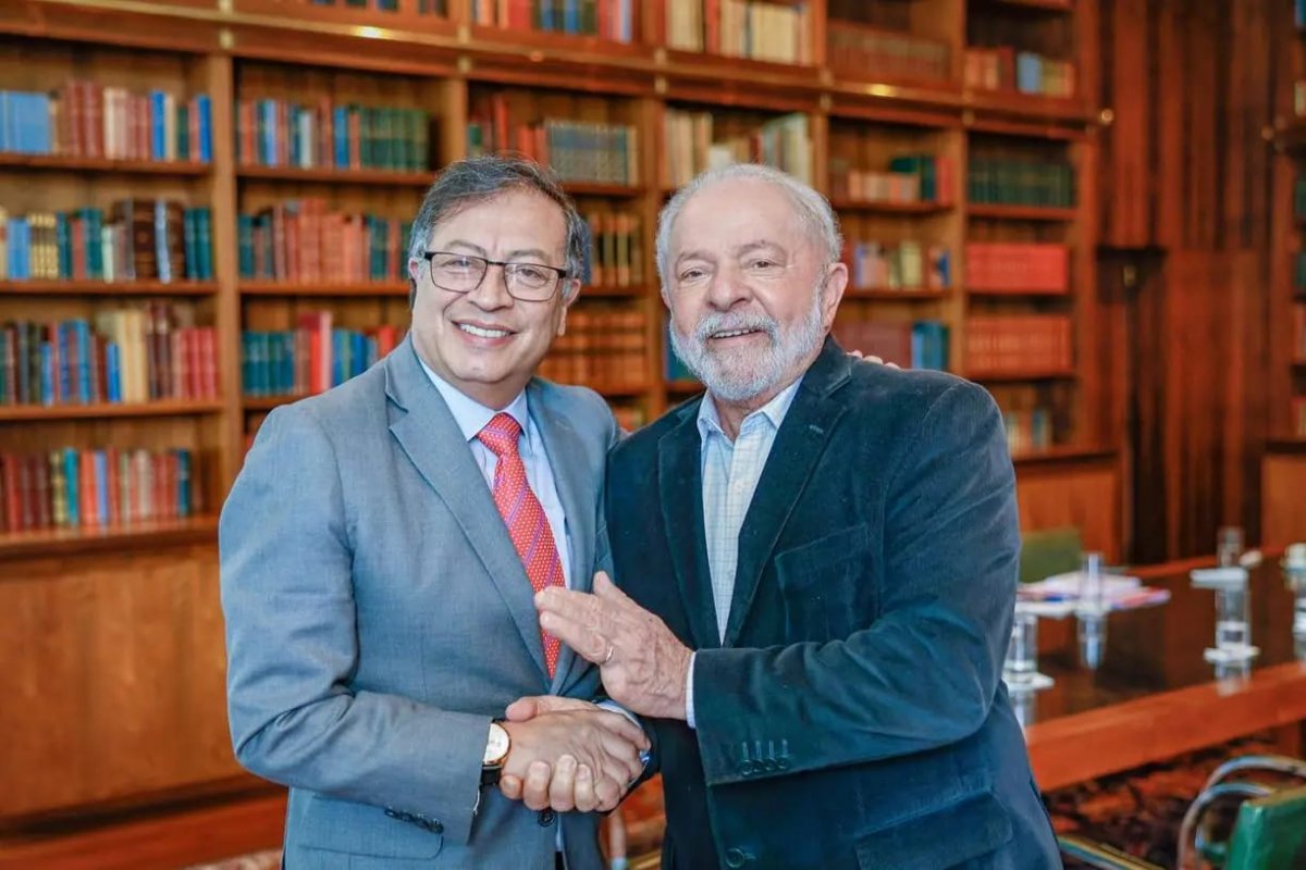 Lula parabeniza presidente da Colômbia por acordo de cessar-fogo com guerrilha