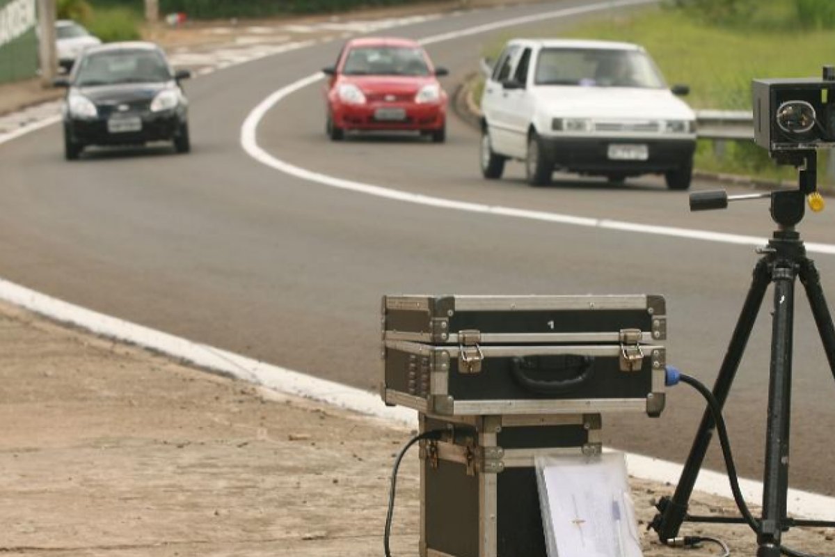AGU irá recorrer da decisão da Justiça sobre suspensão de radares móveis em rodovias federais
