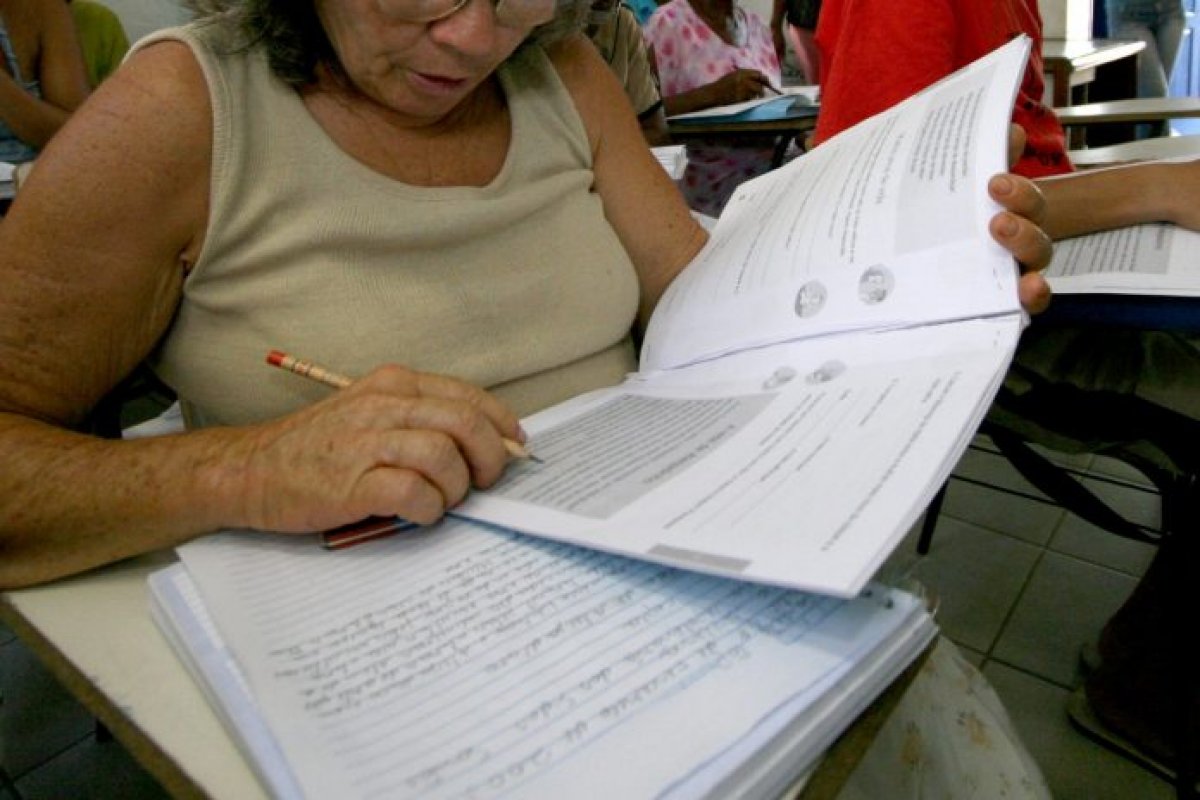 Bahia registra a menor taxa de analfabetismo do Nordeste