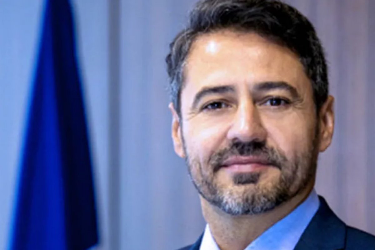 Receita Federal exonera ex-secretário envolvido na tentativa de liberação de joias sauditas