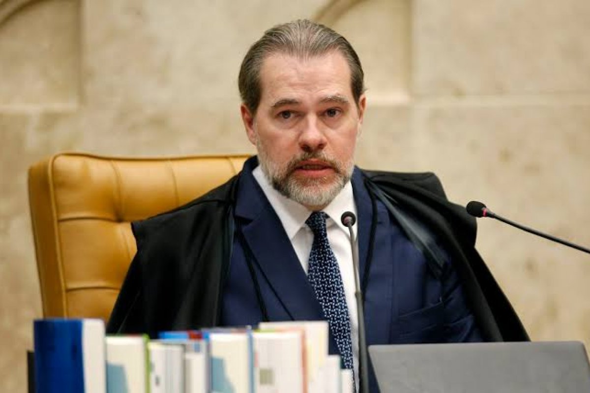 Toffoli pede vista e julgamento do piso da enfermagem é suspenso novamente no STF