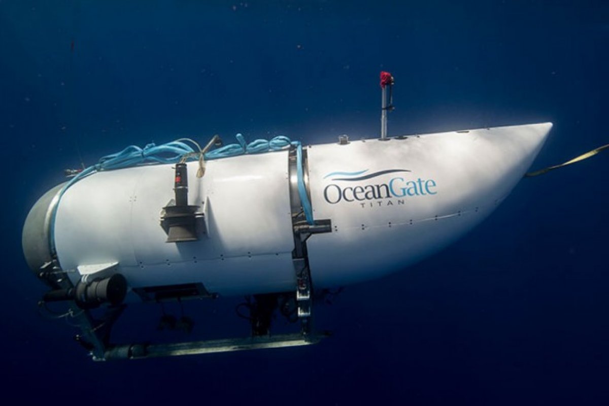 Submarino que levava turistas para ver o Titanic desaparece no mar