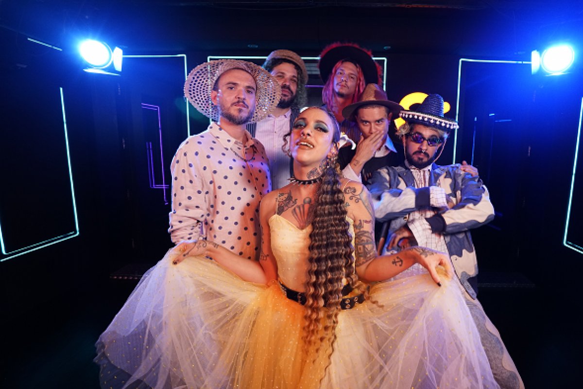 Luísa e Os Alquimistas lança álbum Especial São João