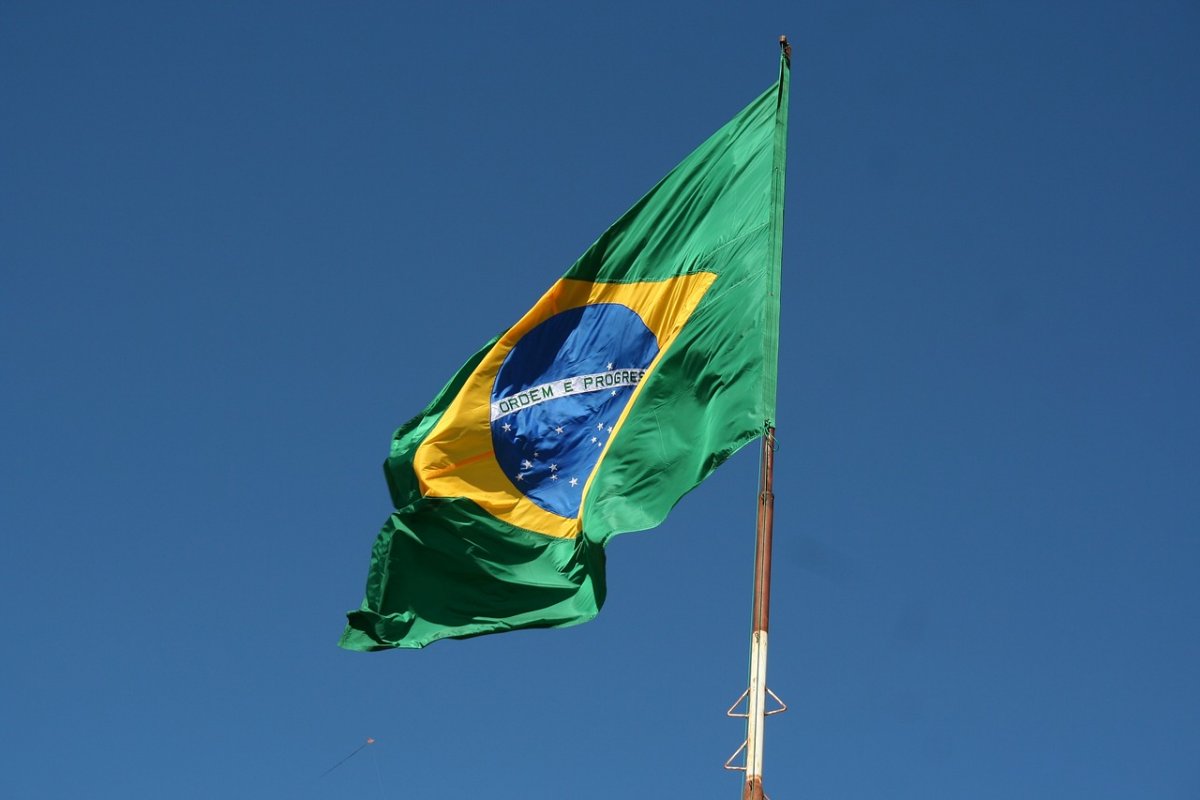 Brasil fica em 60º entre 64 países no ranking de competitividade econômica 