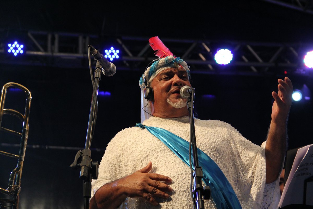 Gerônimo Santana apresenta show com releituras de suas canções em baião e forró no São João da Bahia! 