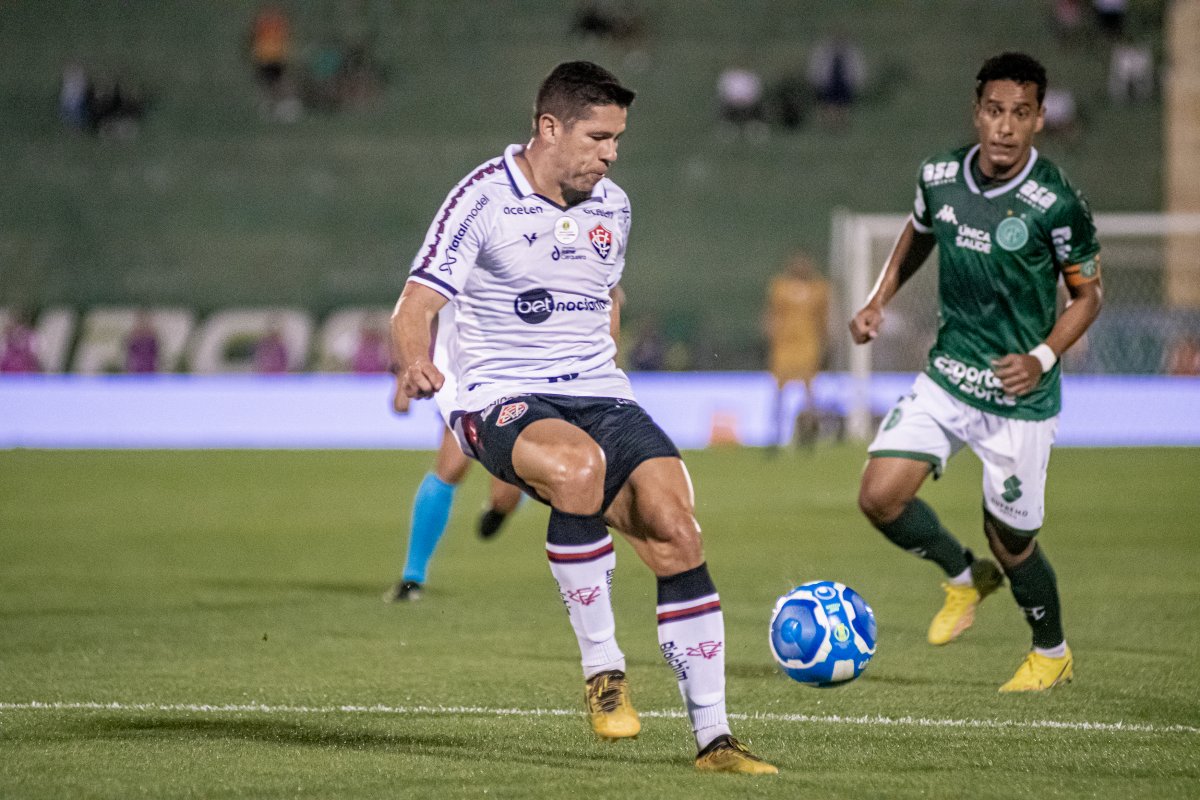 Vitória perde a segunda consecutiva na Série B e corre risco de deixar G-4 na próxima rodada