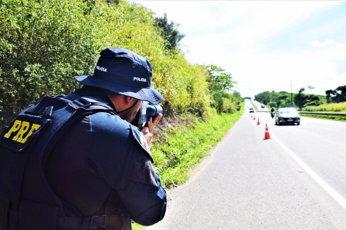 São João: radares flagram quase 2 mil veículos acima da velocidade máxima em rodovias baianas