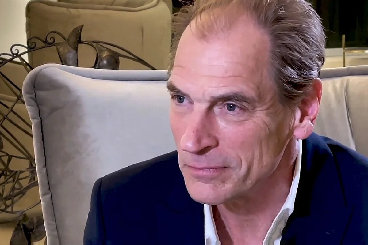 Polícia confirma morte de Julian Sands, cinco meses após desaparecimento  