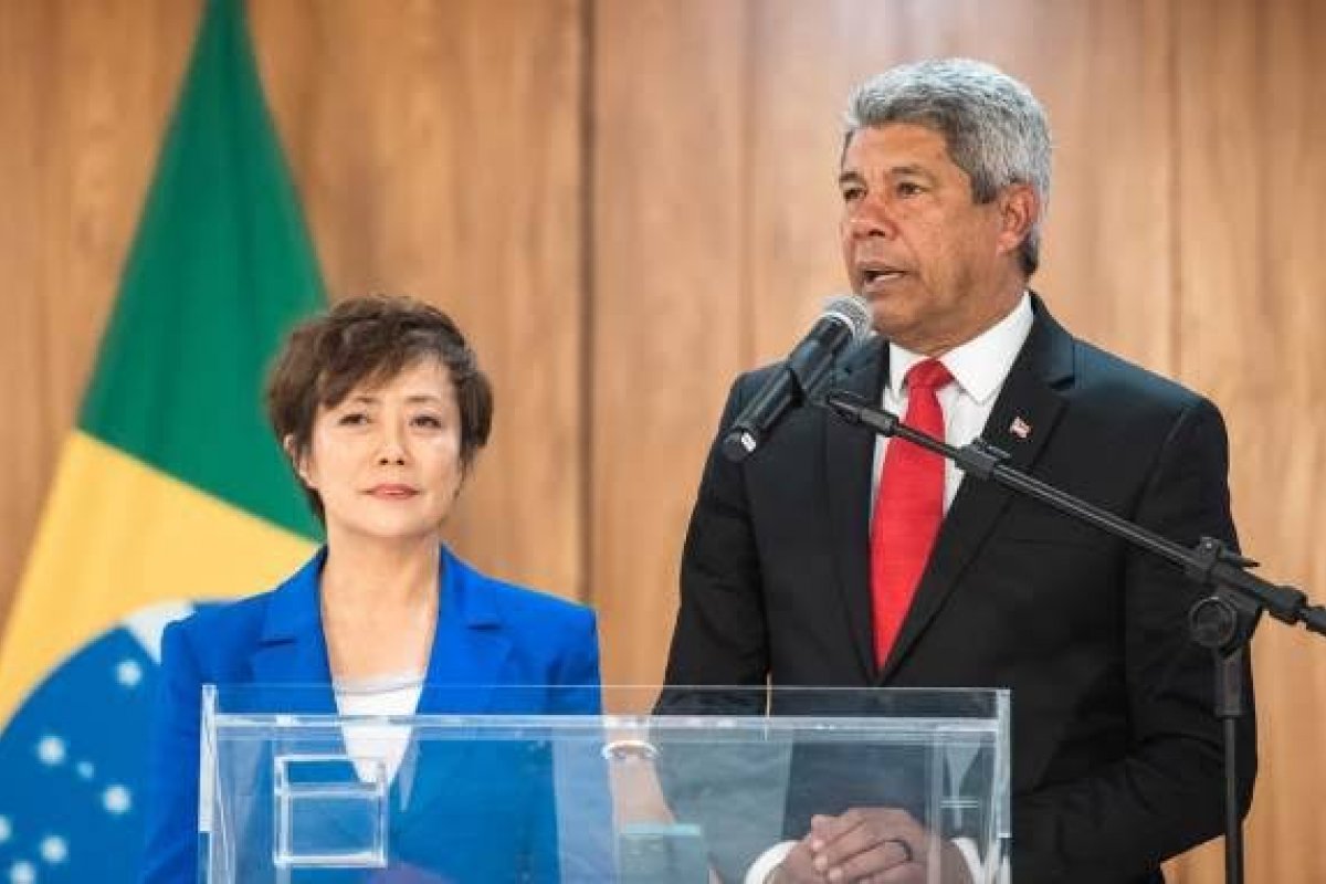 Jerônimo confirma instalação de fábrica de automóveis da BYD na Bahia