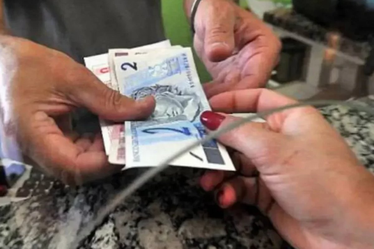 De quem será o CPF?