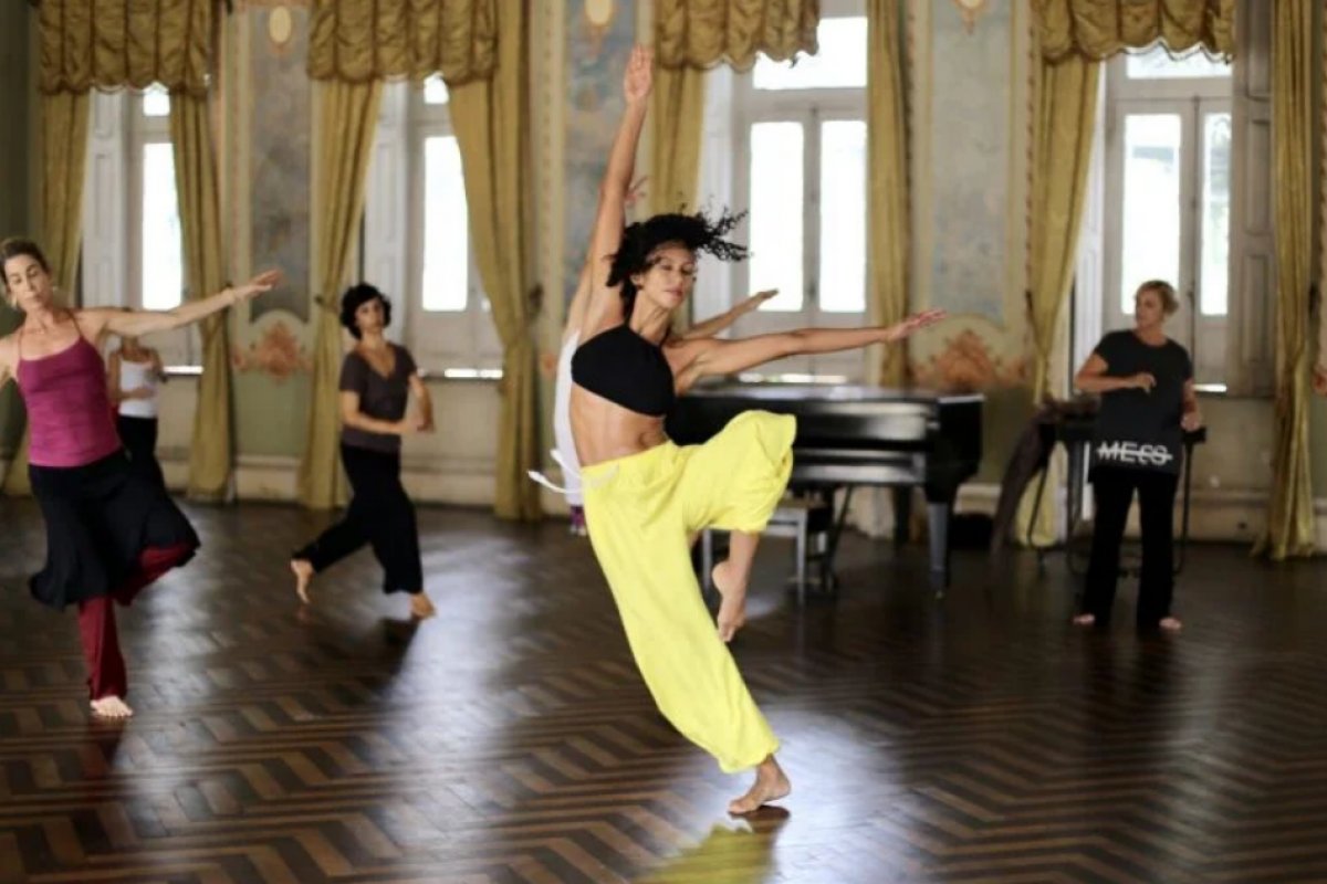 BTCA oferece aulas abertas de dança em julho na Sala do Coro do TCA