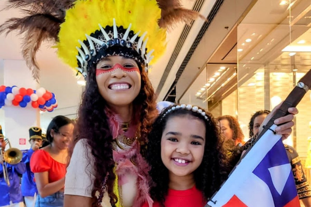 Shopping Bela Vista promoveu desfile de Dois de Julho com personagens como Maria Quitéria, Maria Felipa e Joana Angélica!