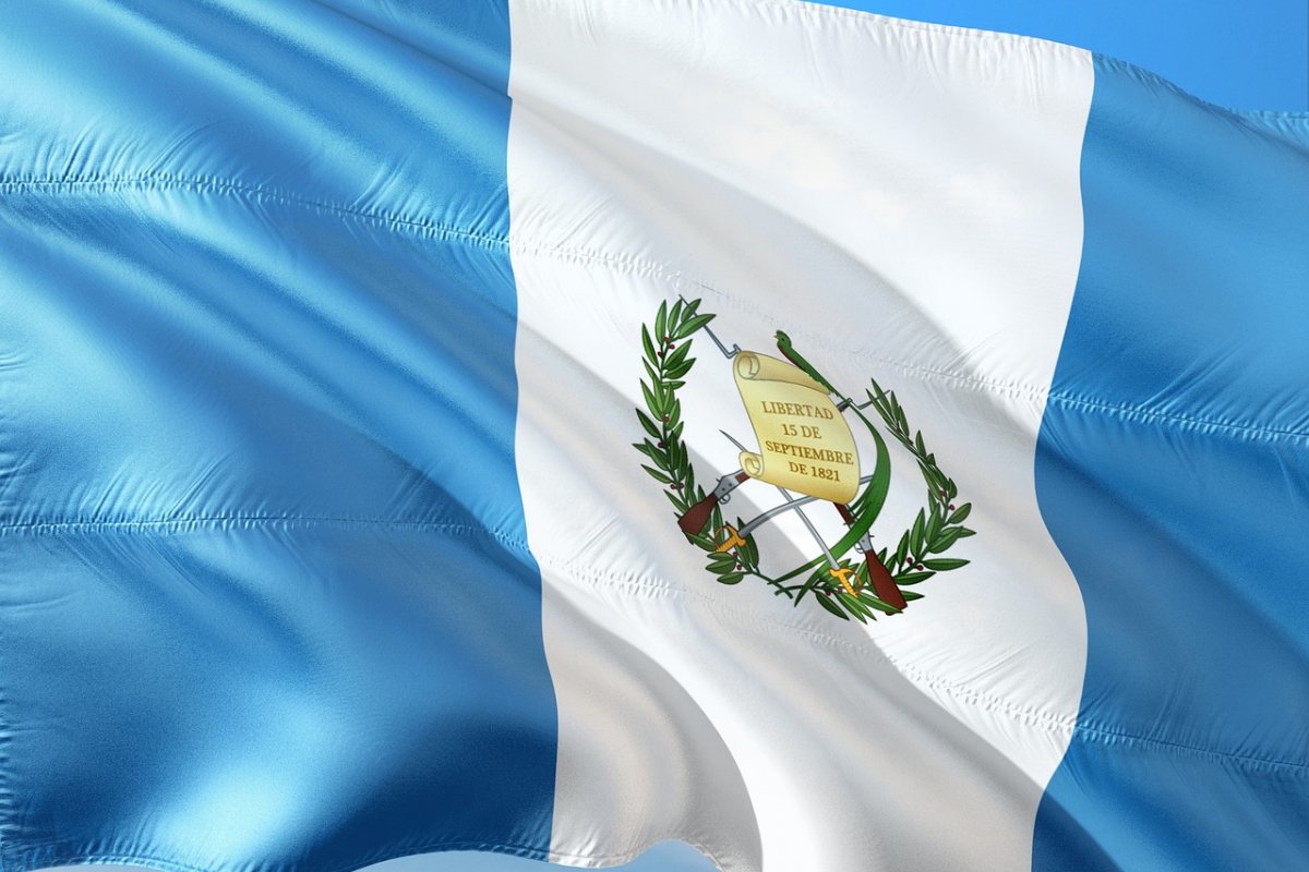 Justiça da Guatemala suspende resultado do 1° turno das eleições por suspeita de fraude