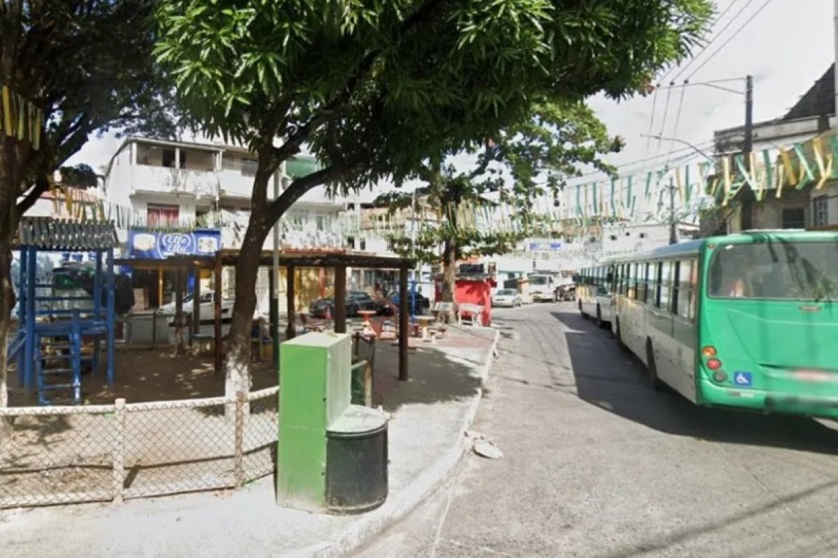 Policiais militares encontram granadas em bairro de Salvador após troca de tiros
