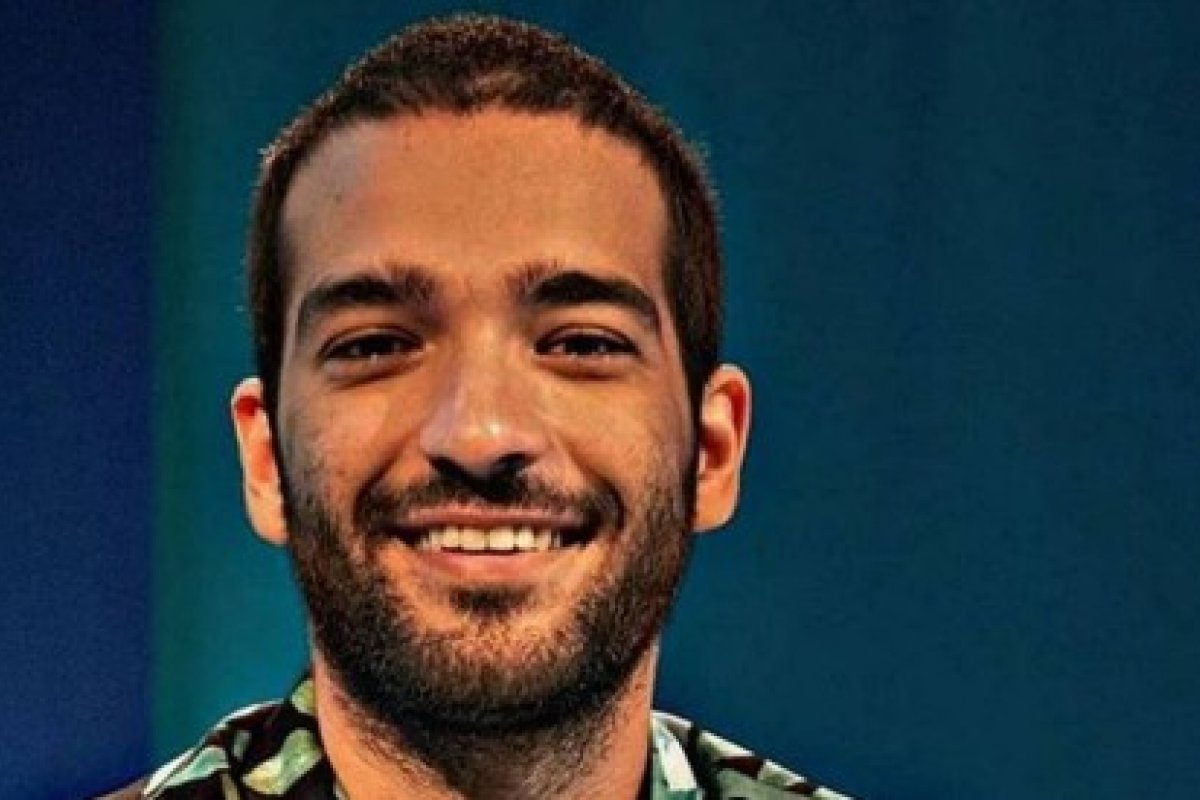 Arrasando em "Amor de Mãe", Humberto Carrão será uma das faces de Jesus no desfile da Mangueira 