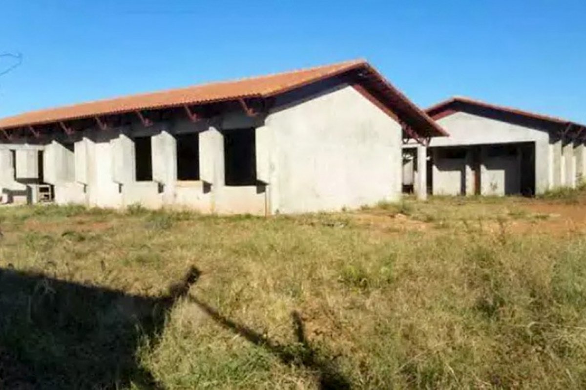 MP que retoma obras em escolas será discutida em audiência pública na terça (11)