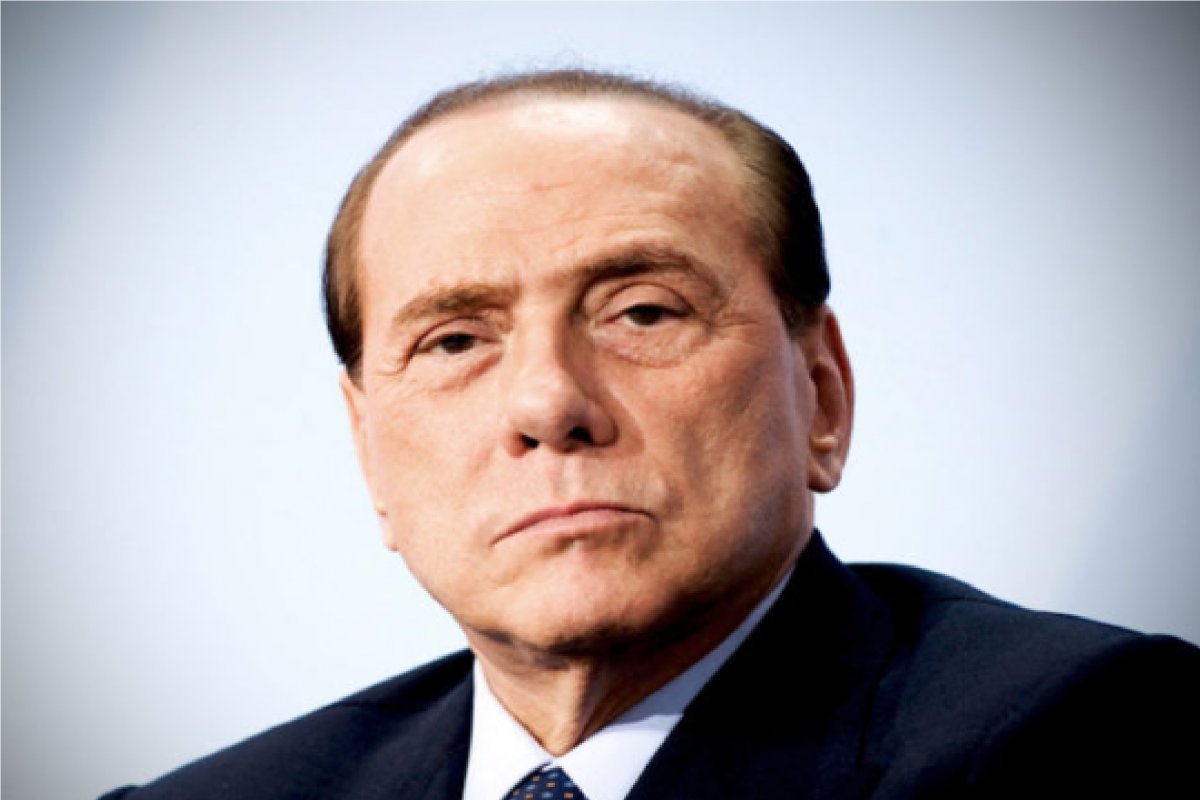  Portofino, na Itália, nomeará rua em homenagem a Silvio Berlusconi