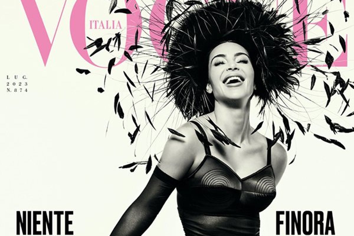 Kim Kardashian estampa a capa da ‘Vogue Itália’!