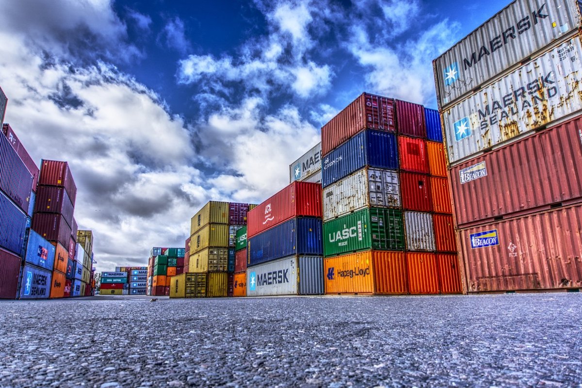 Brasil perde espaço para China e deixa de exportar R$ 52 bilhões a países vizinhos