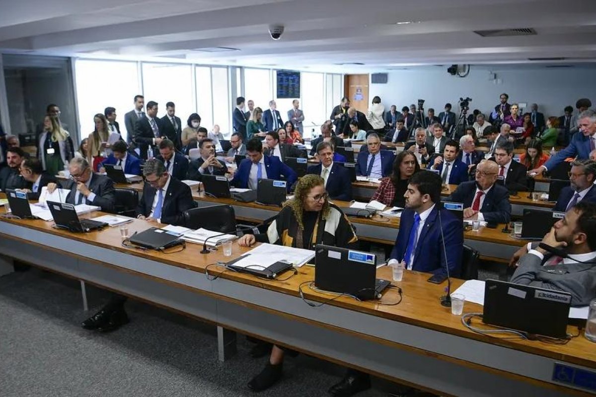CPMI do 8 de Janeiro aprova quebra de sigilo de pessoas envolvidas nos atos 