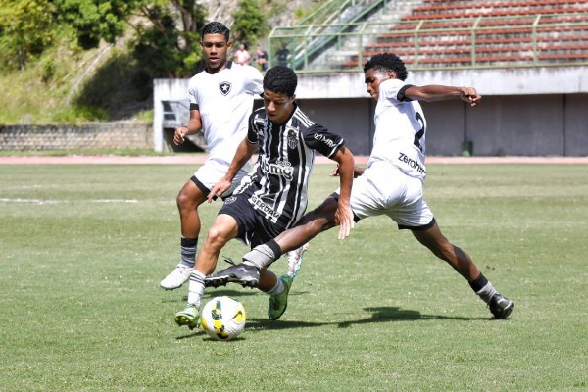Flamengo e Atlético-MG se enfrentam na final da Copa 2 de Julho nesta quinta-feira (13)