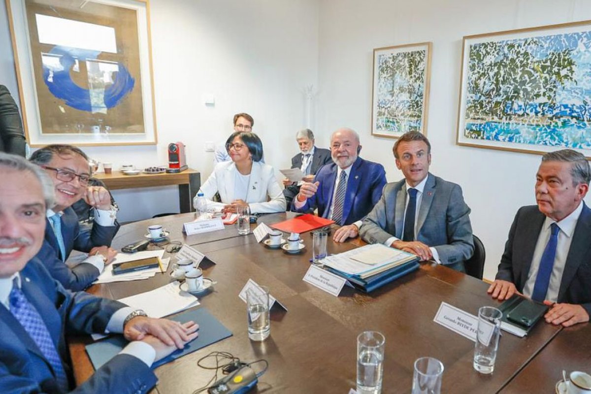 Brasil, França e outros países defendem eleição transparente na Venezuela 